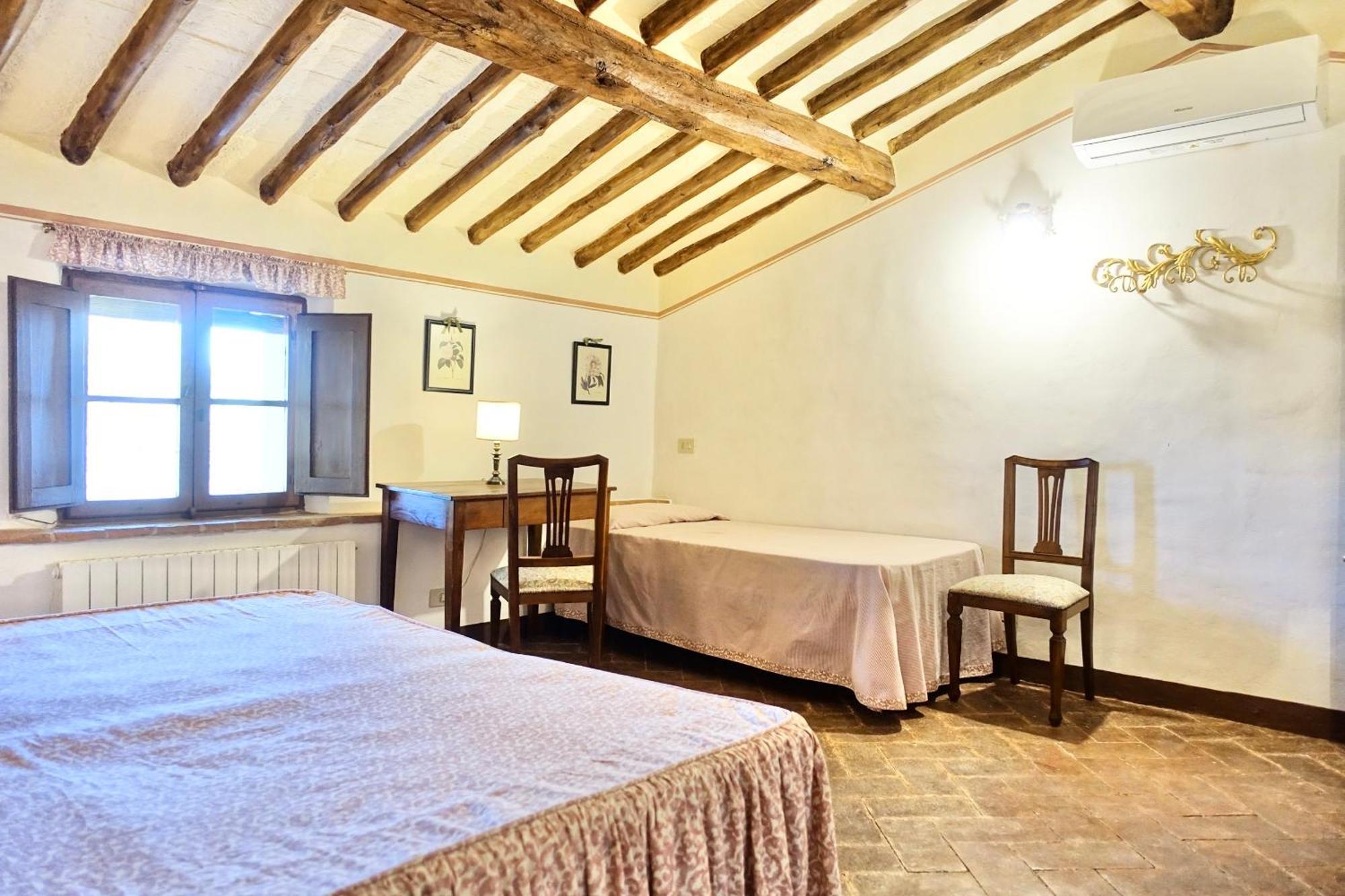 Villa Buonsignori - Wine & Olive Oil Farm Corsano  Extérieur photo